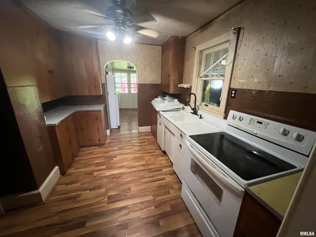 $49,900 | 14084 East Il Highway, Cuba, IL 61427