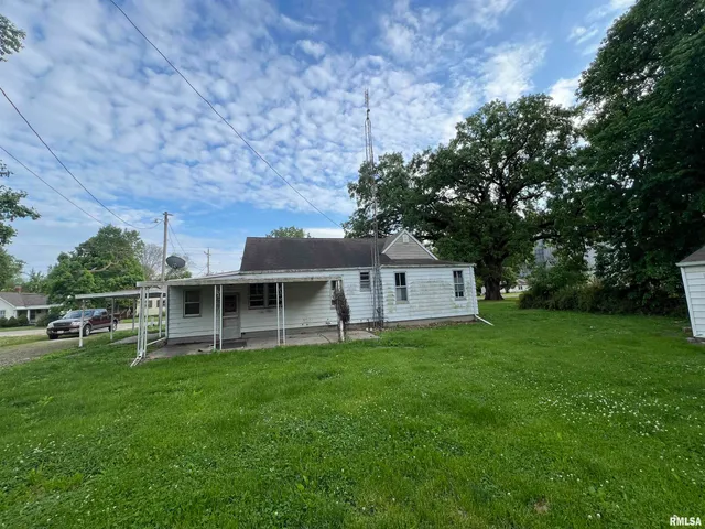 $49,900 | 14084 East Il Highway, Cuba, IL 61427