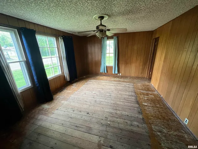 $49,900 | 14084 East Il Highway, Cuba, IL 61427