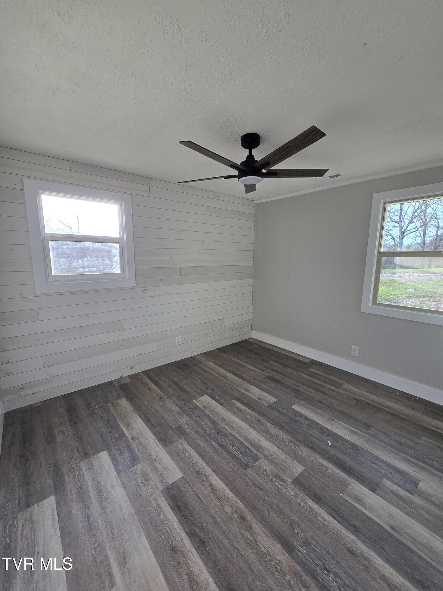 257 Broyles Road Bristol, TN 37620 - Photo 13 of 20 1000042214