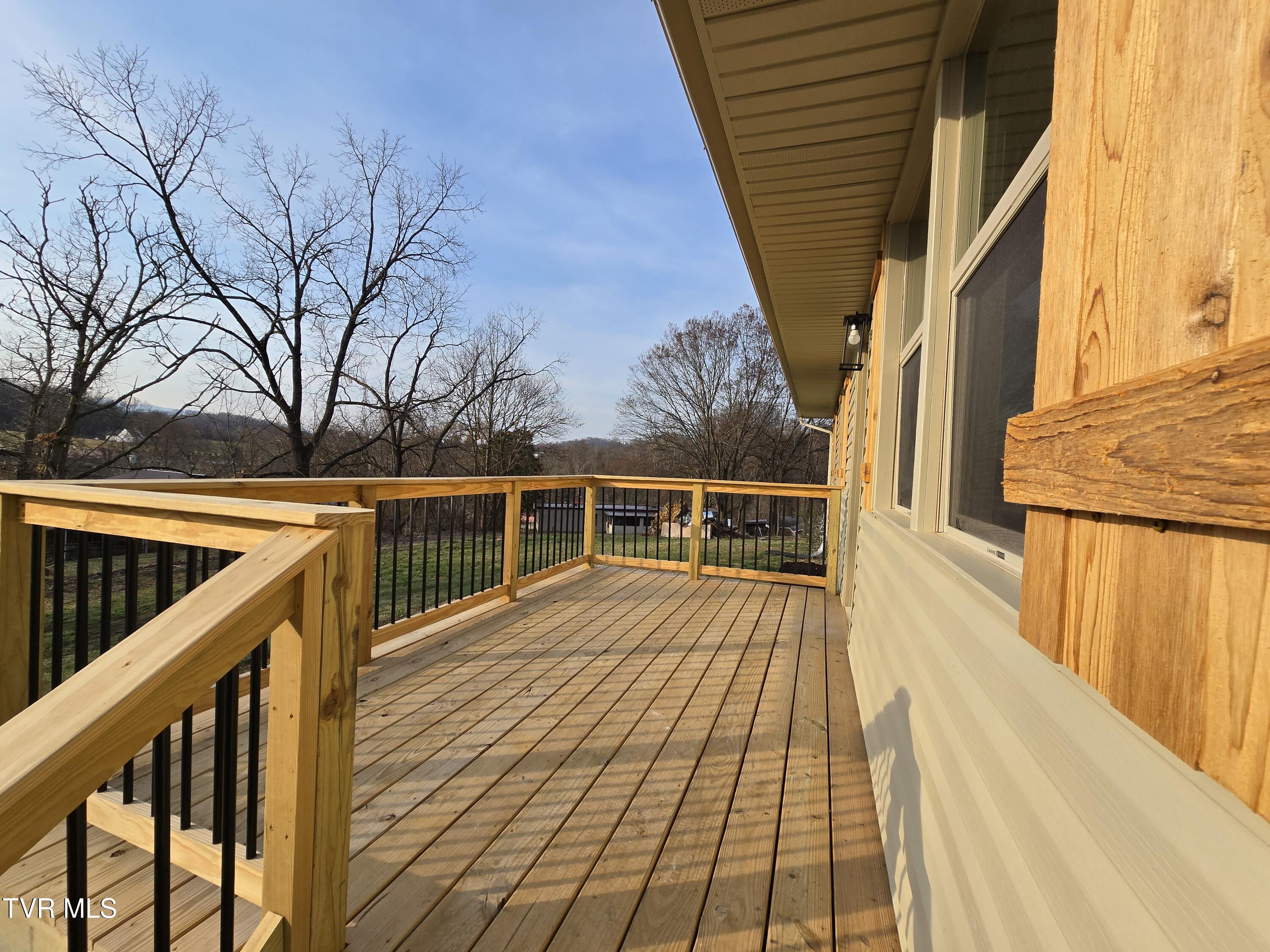 257 Broyles Road Bristol, TN 37620 - Photo 17 of 20 1000041698