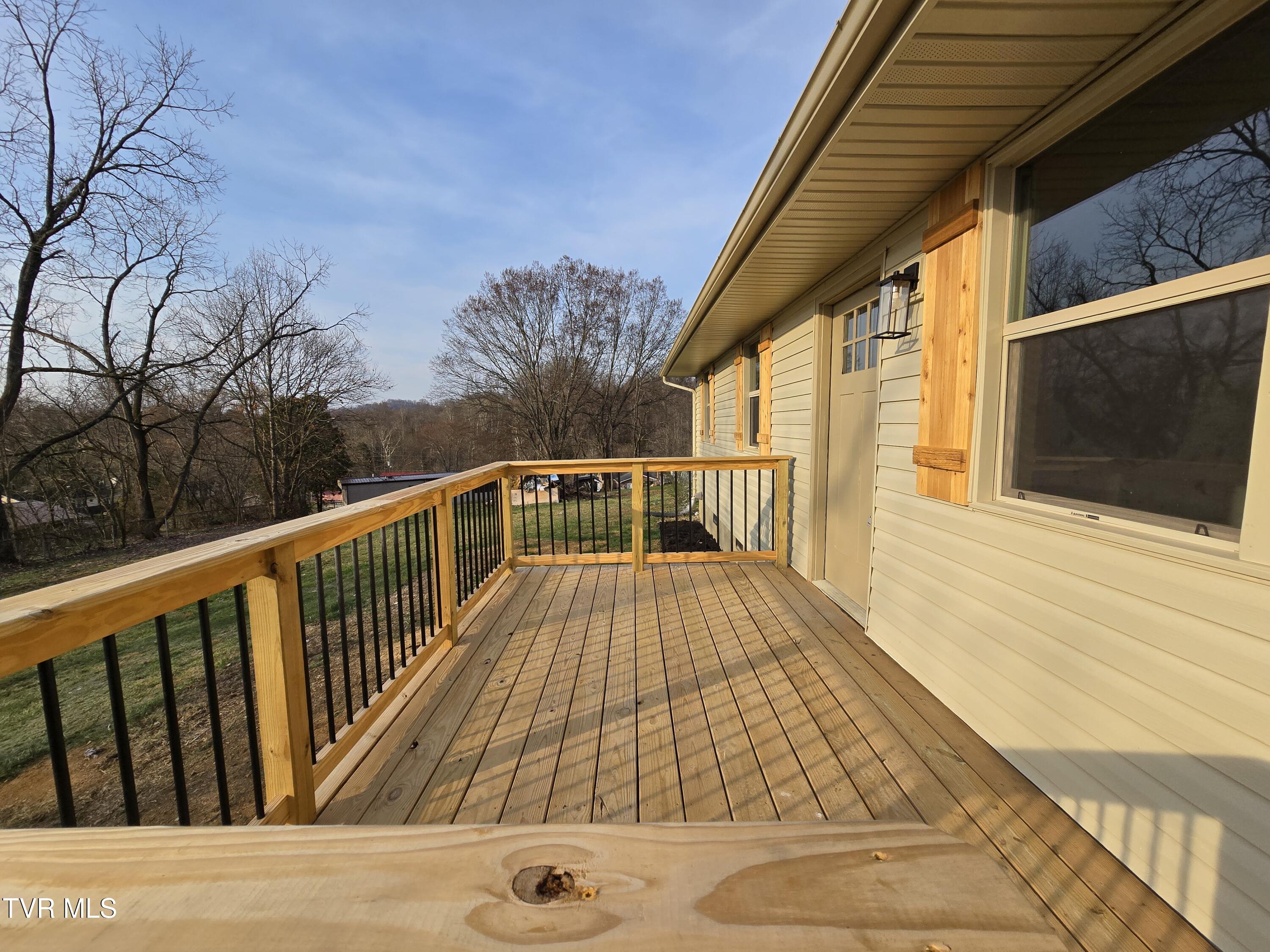 257 Broyles Road Bristol, TN 37620 - Photo 18 of 20 1000041697