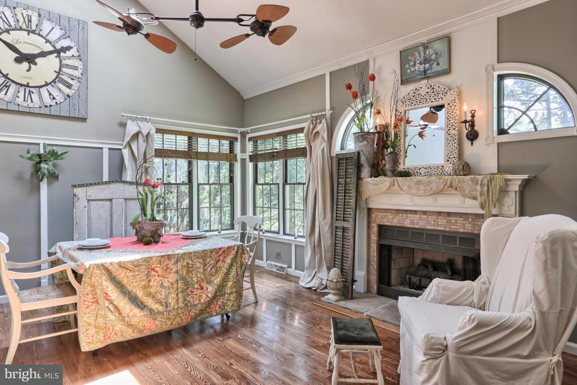 888 Cold Springs Road Elizabethtown, PA 17022 - Photo 4 of 76
