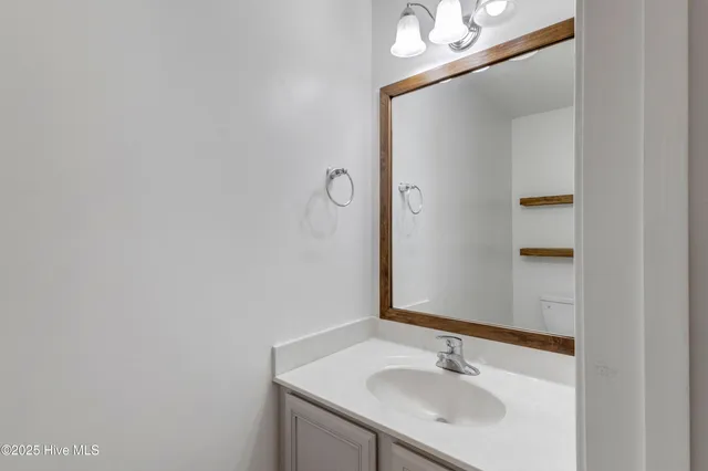 $2,200 | 283 Ennett Lane, Sneads Ferry, NC 28460