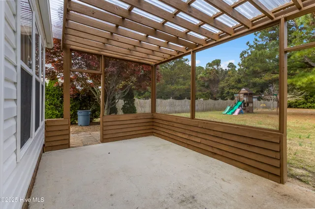 $2,200 | 283 Ennett Lane, Sneads Ferry, NC 28460