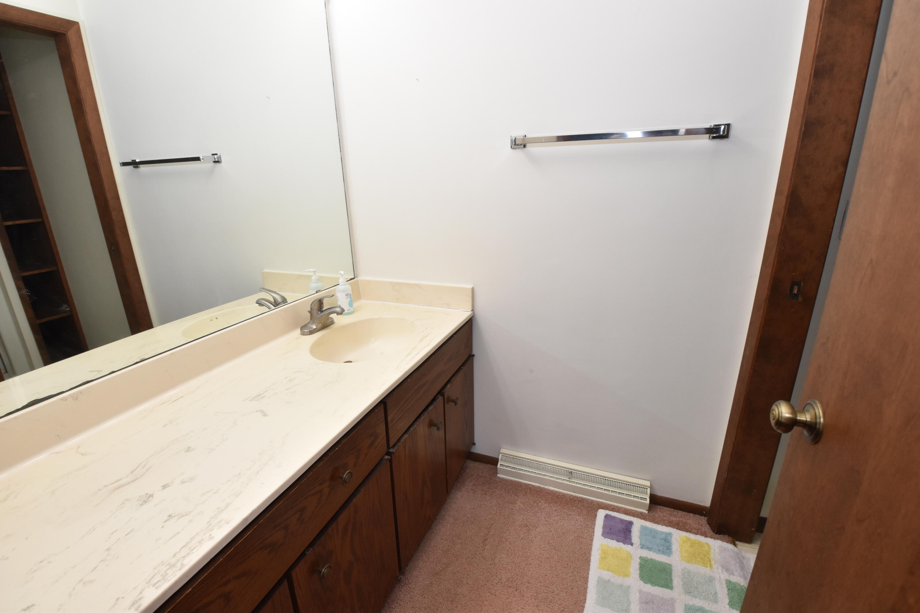 104 Woodfield Court Wind Point, WI 53402 - Photo 24 of 42 Ensuite