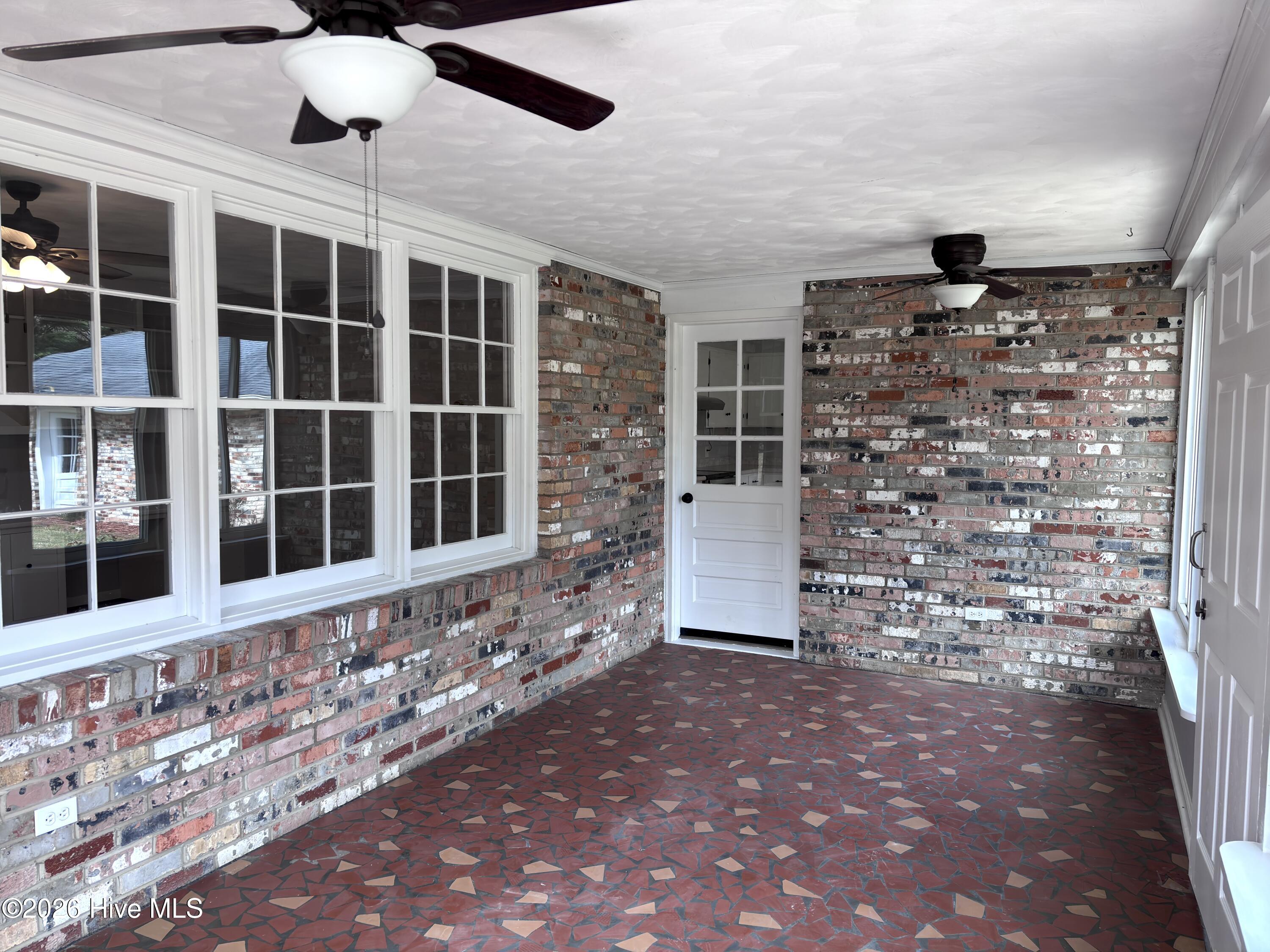 4 Taylor Mill Road Eure, NC 27935 - Photo 41 of 74 Sunroom