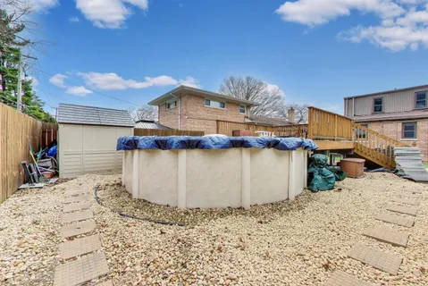 $385,000 | 9309 S Lawndale Avenue, Evergreen Park, IL 60805