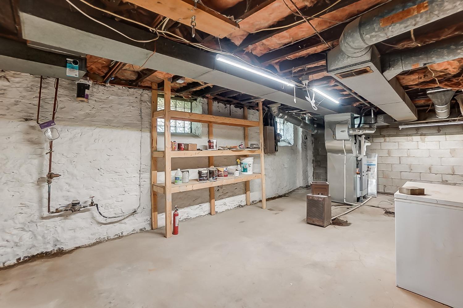 4726 Winton Road Cincinnati, OH 45232 - Photo 34 of 37 Gallery Image 34