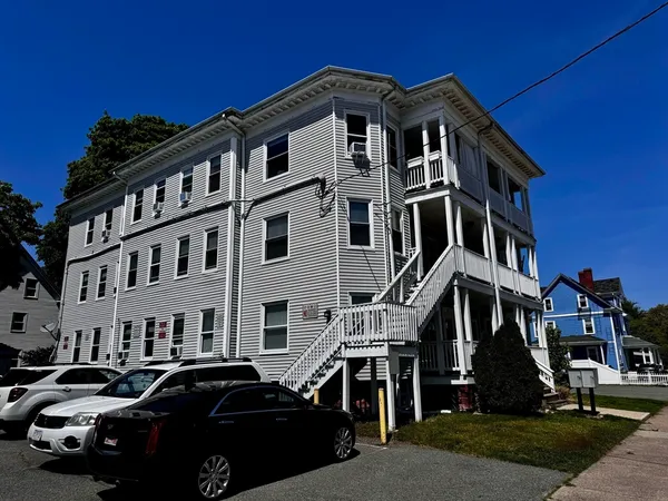 $1,500 | 11 John Street, Unit 12A, Attleboro, MA 02703