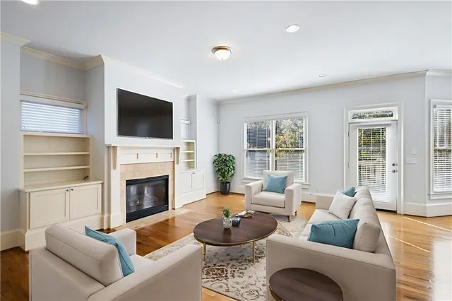 $1,100,000 | 1043 Antioch Drive Northeast, Brookhaven, GA 30319