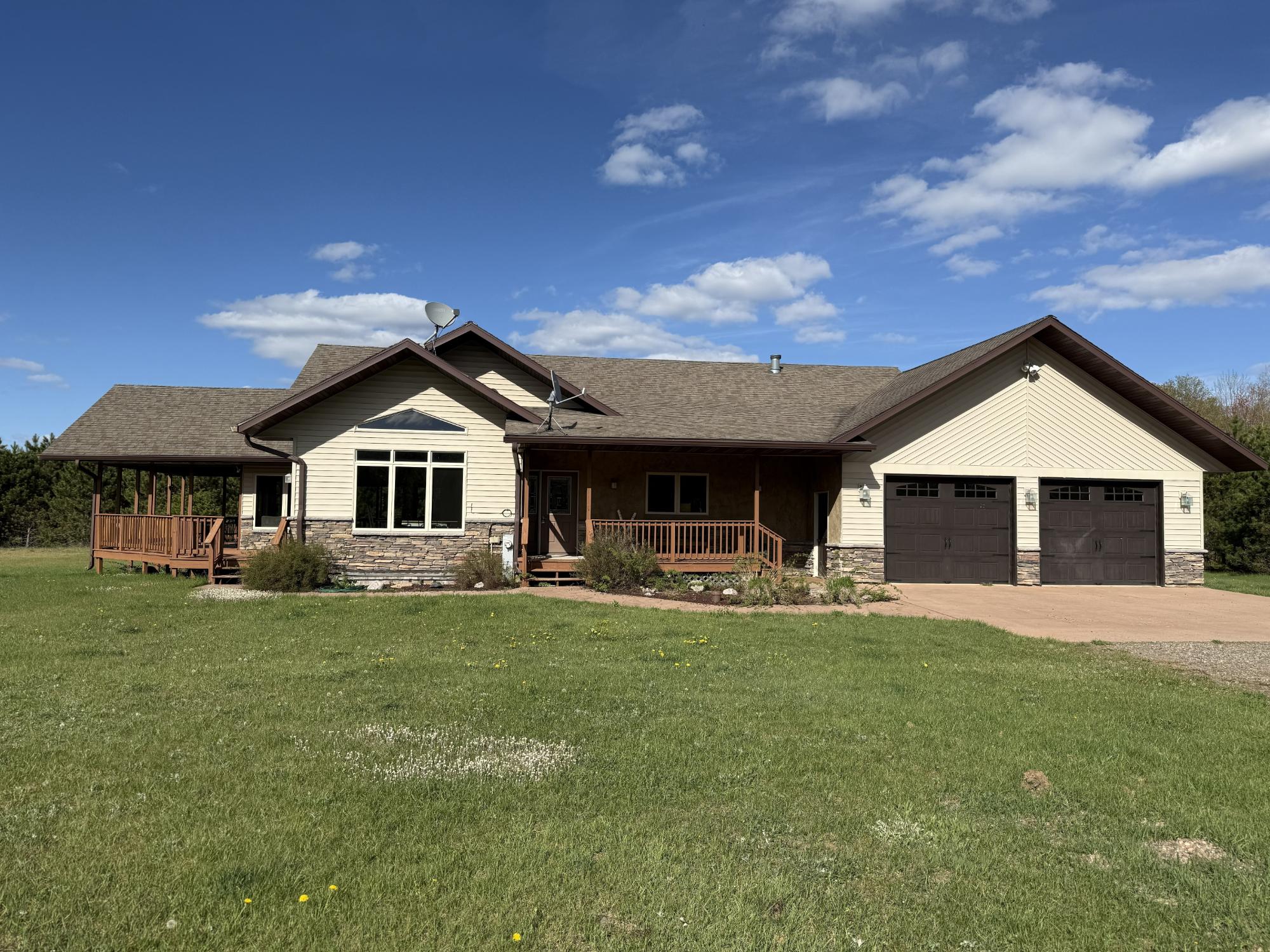 N19088 Sandy Loop Road Goodman, WI 54125 - Photo 11 of 52 Gallery Image 11