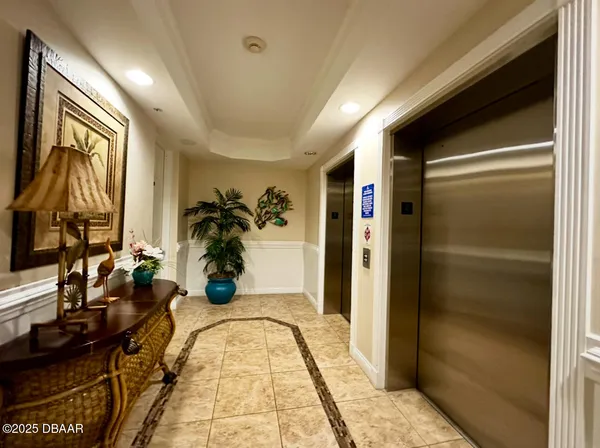a view of a entryway of the house
