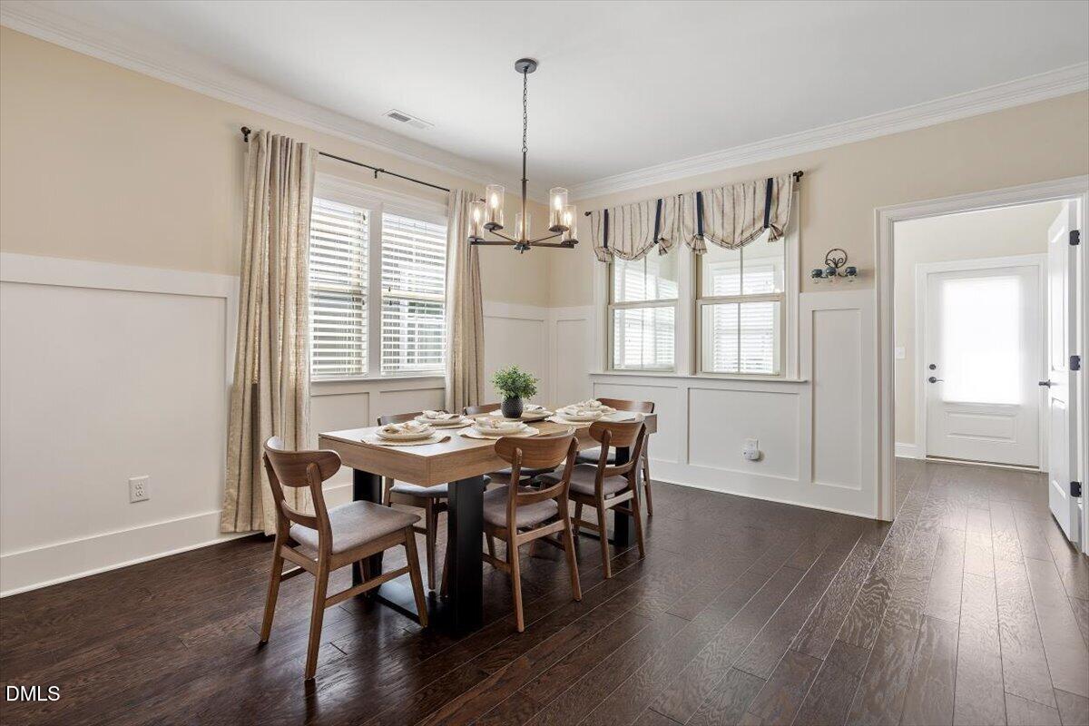 133 Beaufort Loop Clayton, NC 27520 - Photo 14 of 33 Dining
