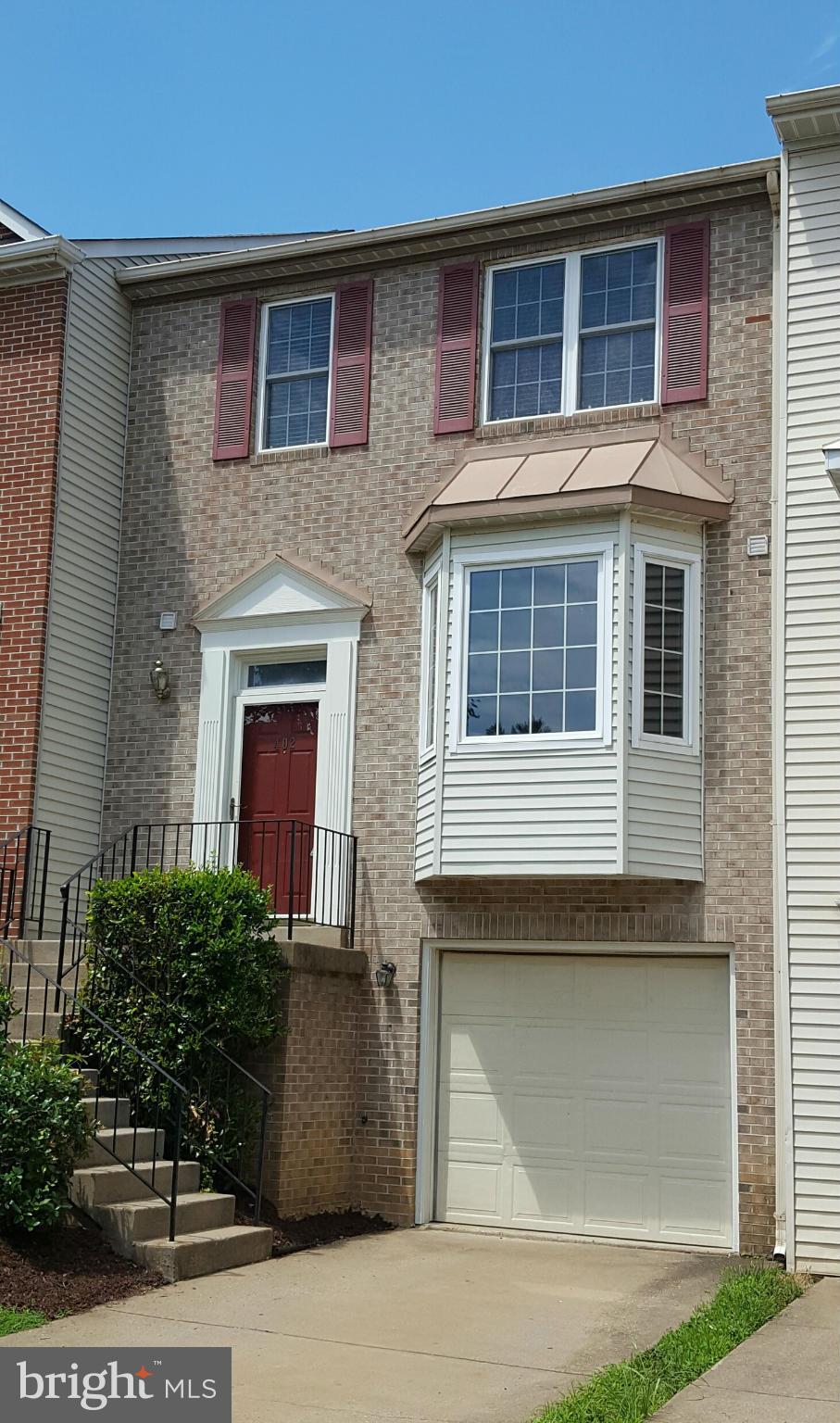 402 Club House Road Fredericksburg, VA 22406 - Photo 1 of 19 Exterior (Front)