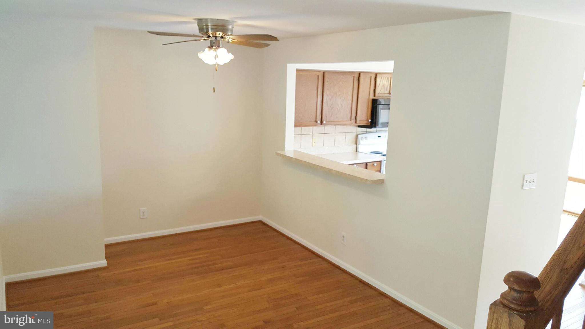 402 Club House Road Fredericksburg, VA 22406 - Photo 8 of 19 Dining Room