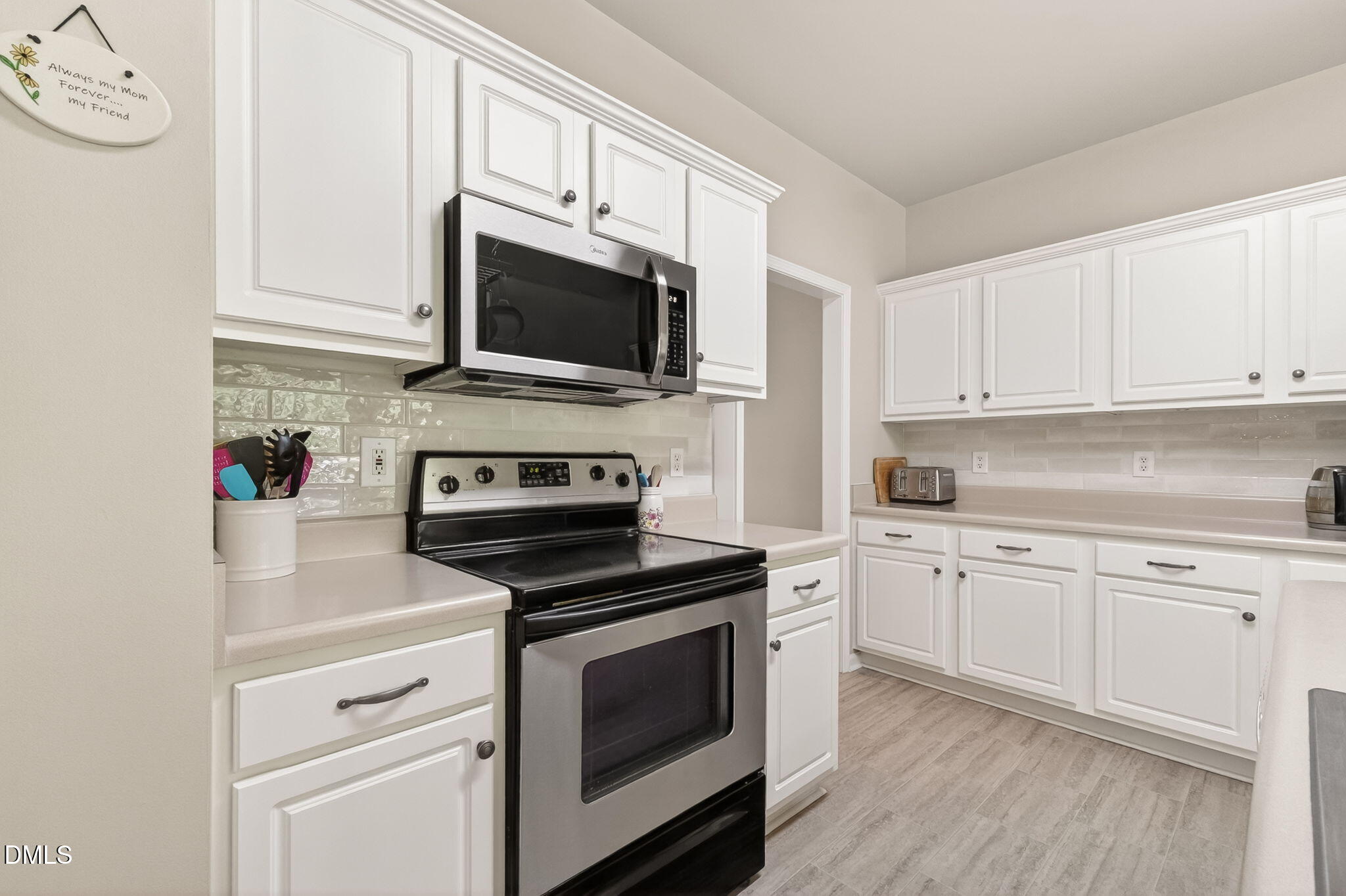 10 Roping Horn Way Willow Spring, NC 27592 - Photo 11 of 69 Kitchen