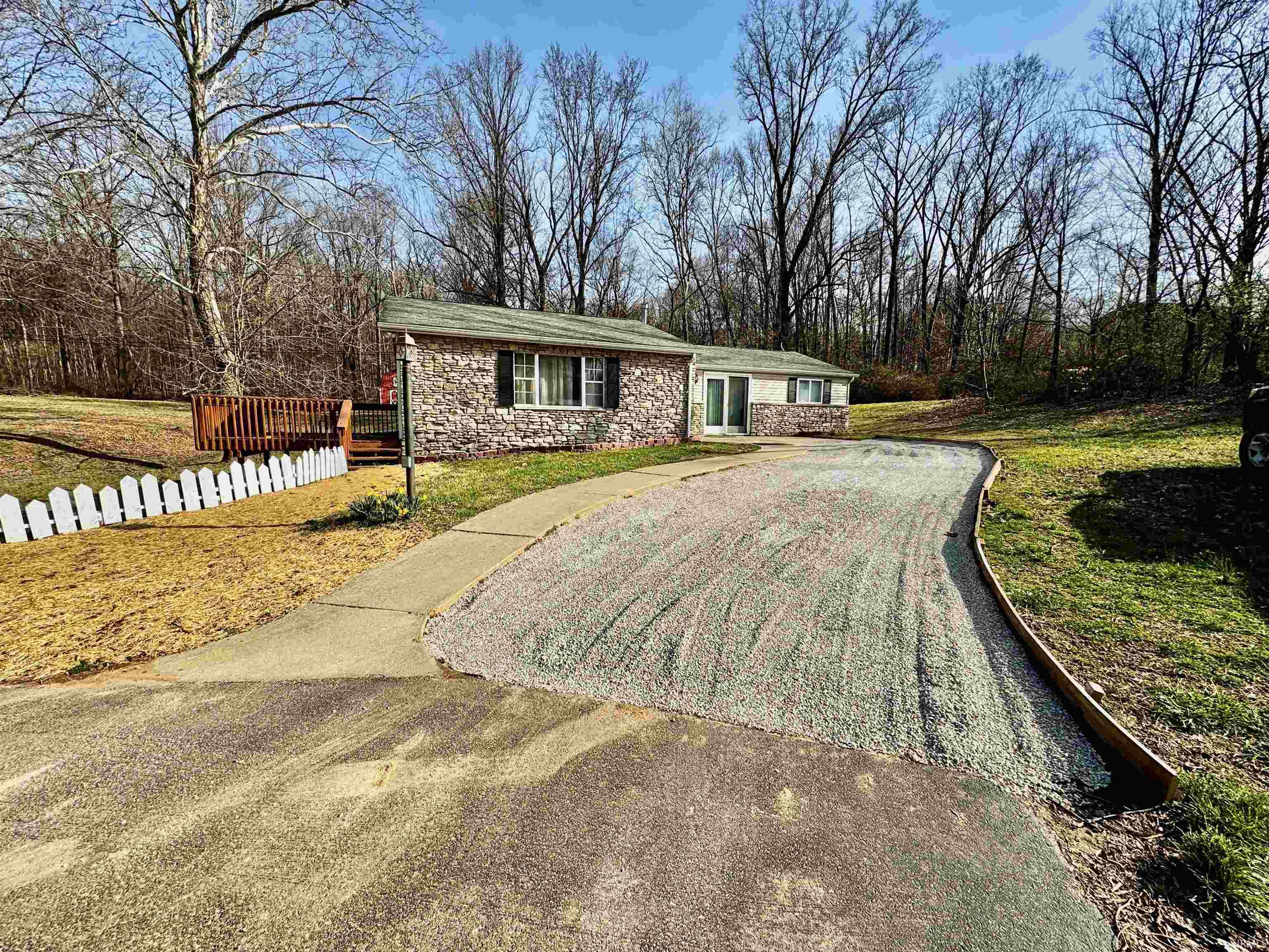 7190 West May Road Bloomington, IN 47403 - Photo 2 of 17