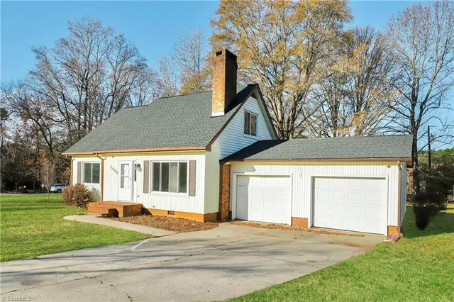 $314,500 | 1089 Valley Drive, Graham, NC 27253