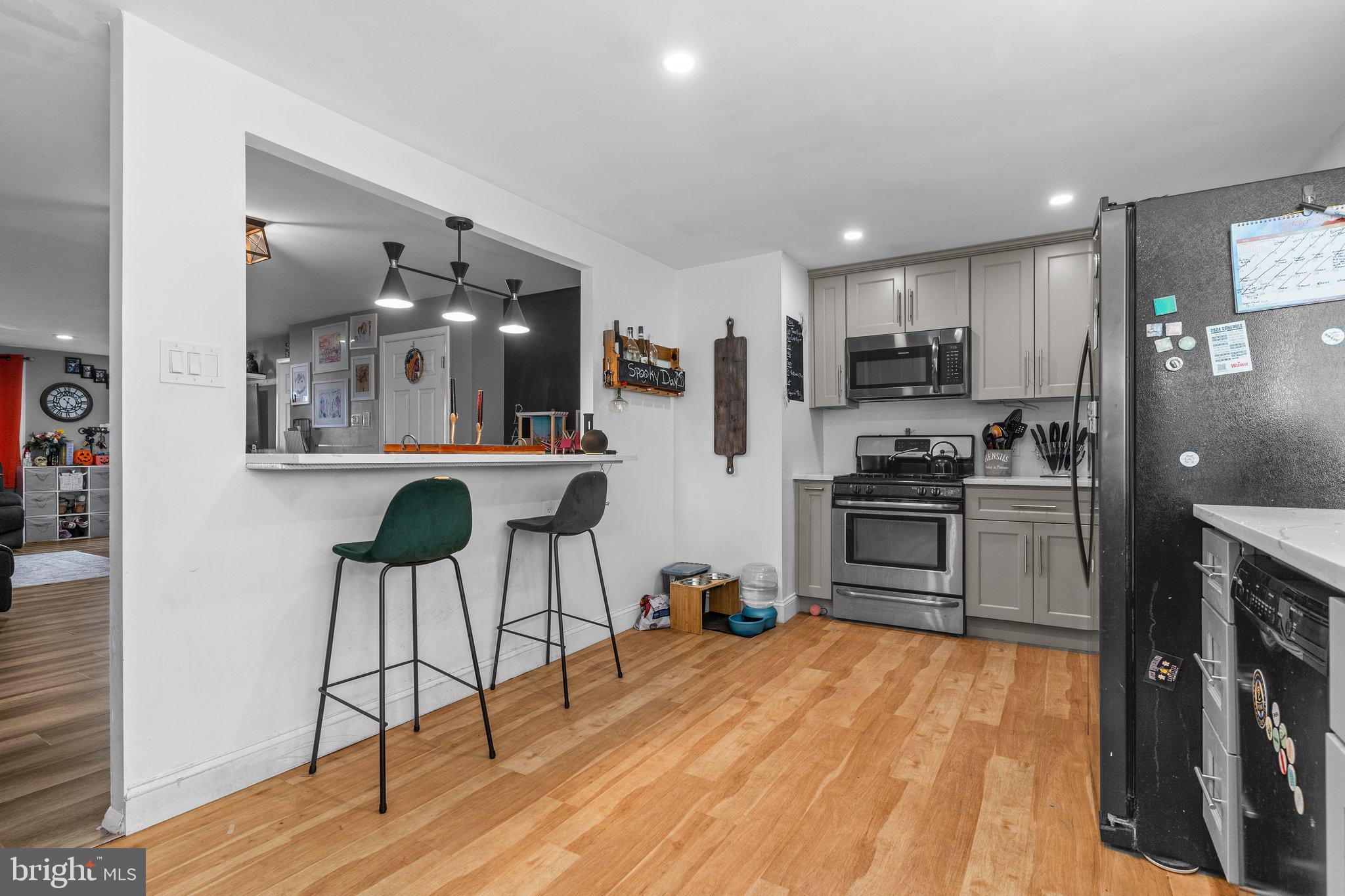 10230 West Keswick Road Philadelphia, PA 19114 - Photo 11 of 30 Gallery Image 11