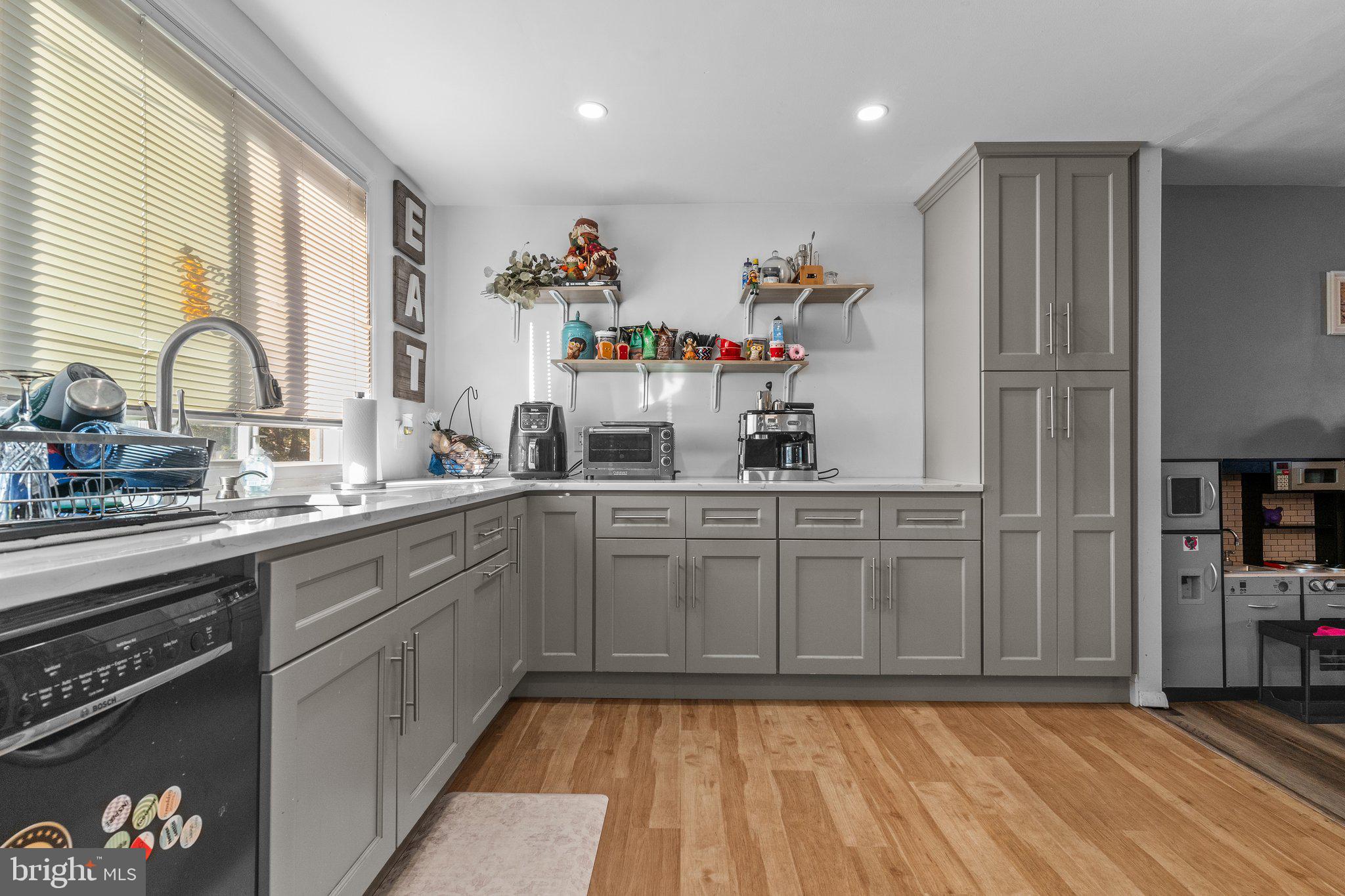 10230 West Keswick Road Philadelphia, PA 19114 - Photo 9 of 30 Gallery Image 9