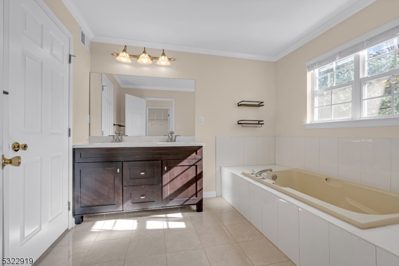 71 Nostrand Road Hillsborough, NJ 08844 - Photo 26 of 33