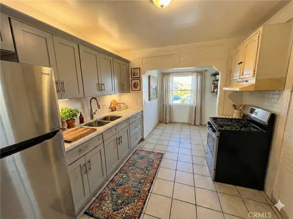 $800,000 | 2712 California Street, Huntington Park, CA 90255