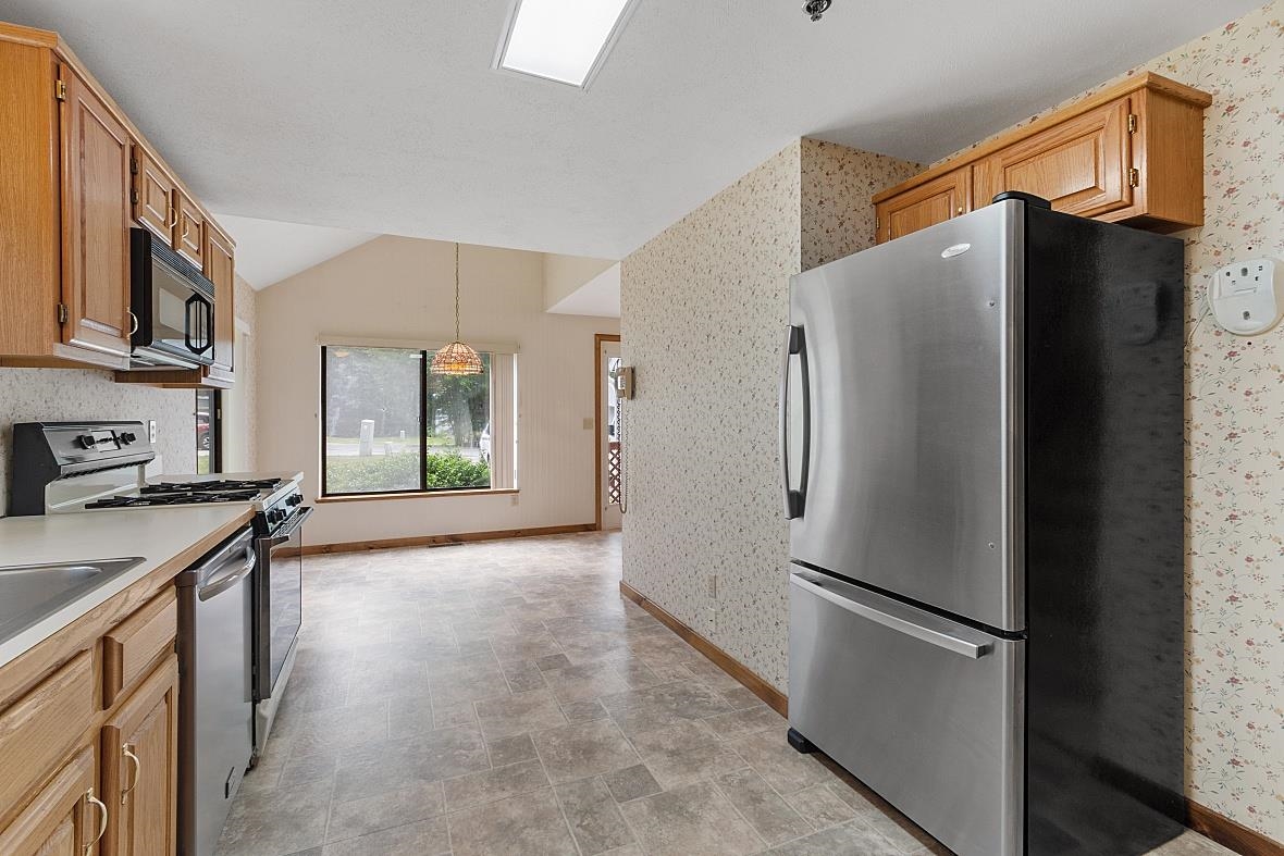 43 Bayberry Drive Atkinson, NH 03811 - Photo 29 of 40