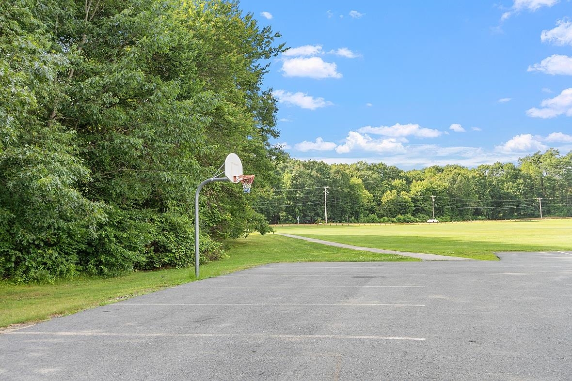 43 Bayberry Drive Atkinson, NH 03811 - Photo 38 of 40