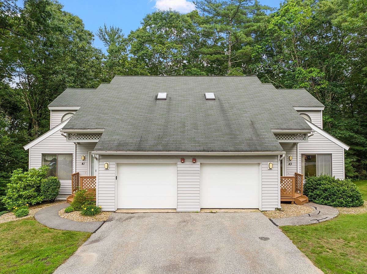 43 Bayberry Drive Atkinson, NH 03811 - Photo 4 of 40