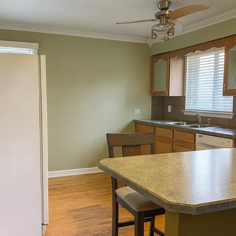 $260,000 | 439 Elm Street, Hillside, IL 60162