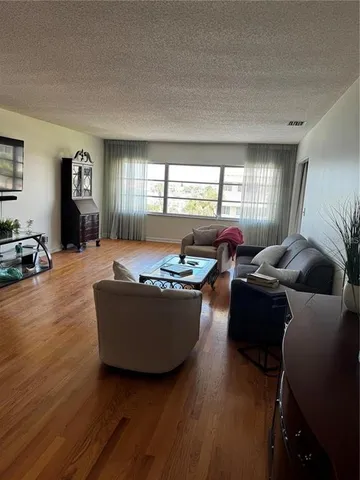 $289,000 | 100 Bluff View Drive, Unit 308A, Belleair Bluffs, FL 33770