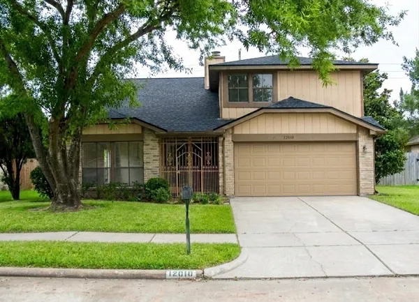$275,000 | 12010 Longbrook Drive, Houston, TX 77099