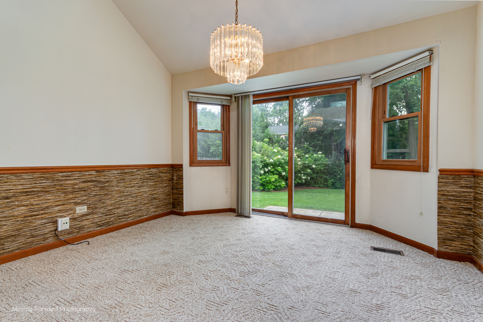 69 North Lambert Road Glen Ellyn, IL 60137 - Photo 10 of 19