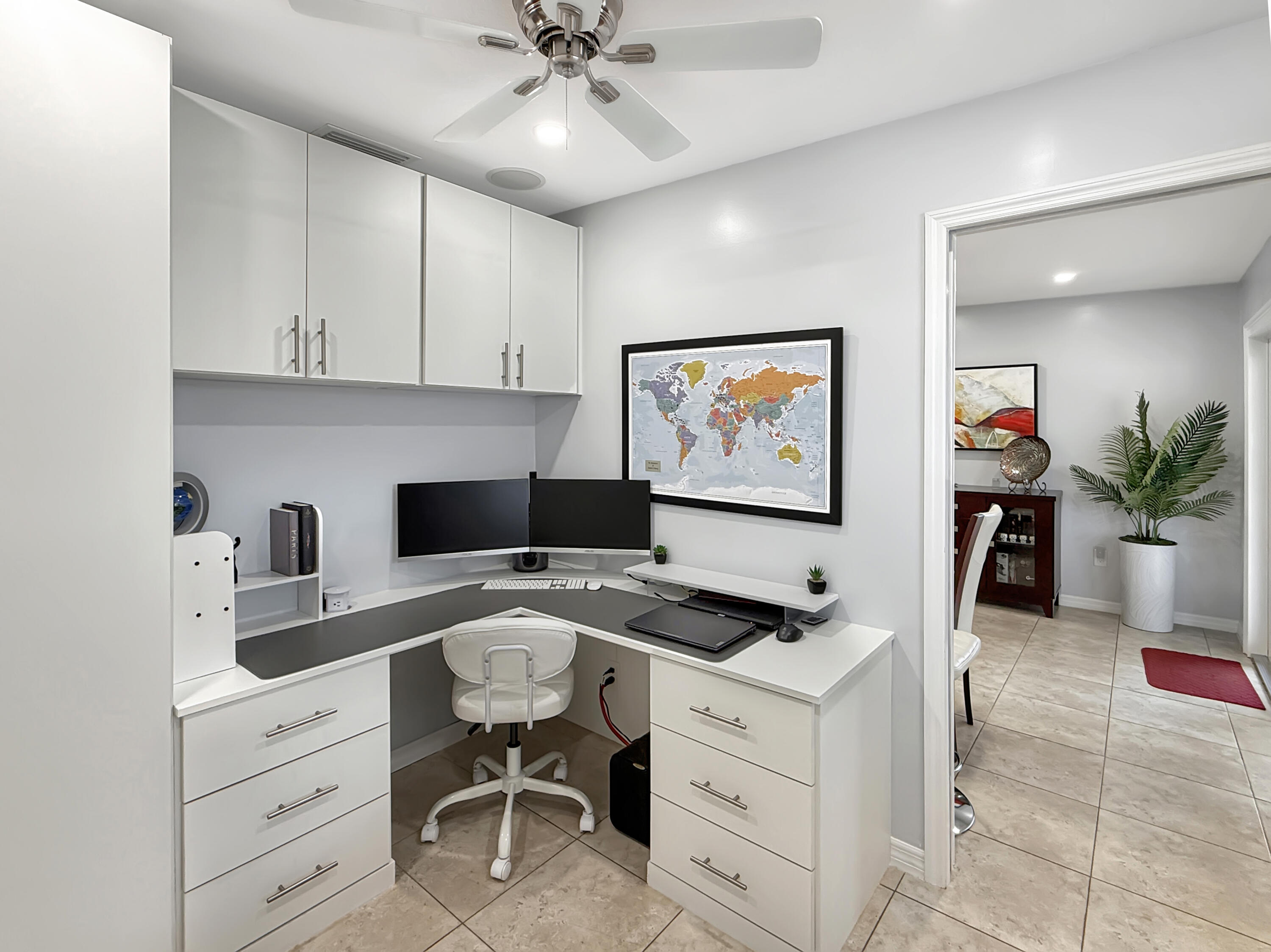 952 Sumter Road East West Palm Beach, FL 33415 - Photo 17 of 20 3r Bedroom - Office