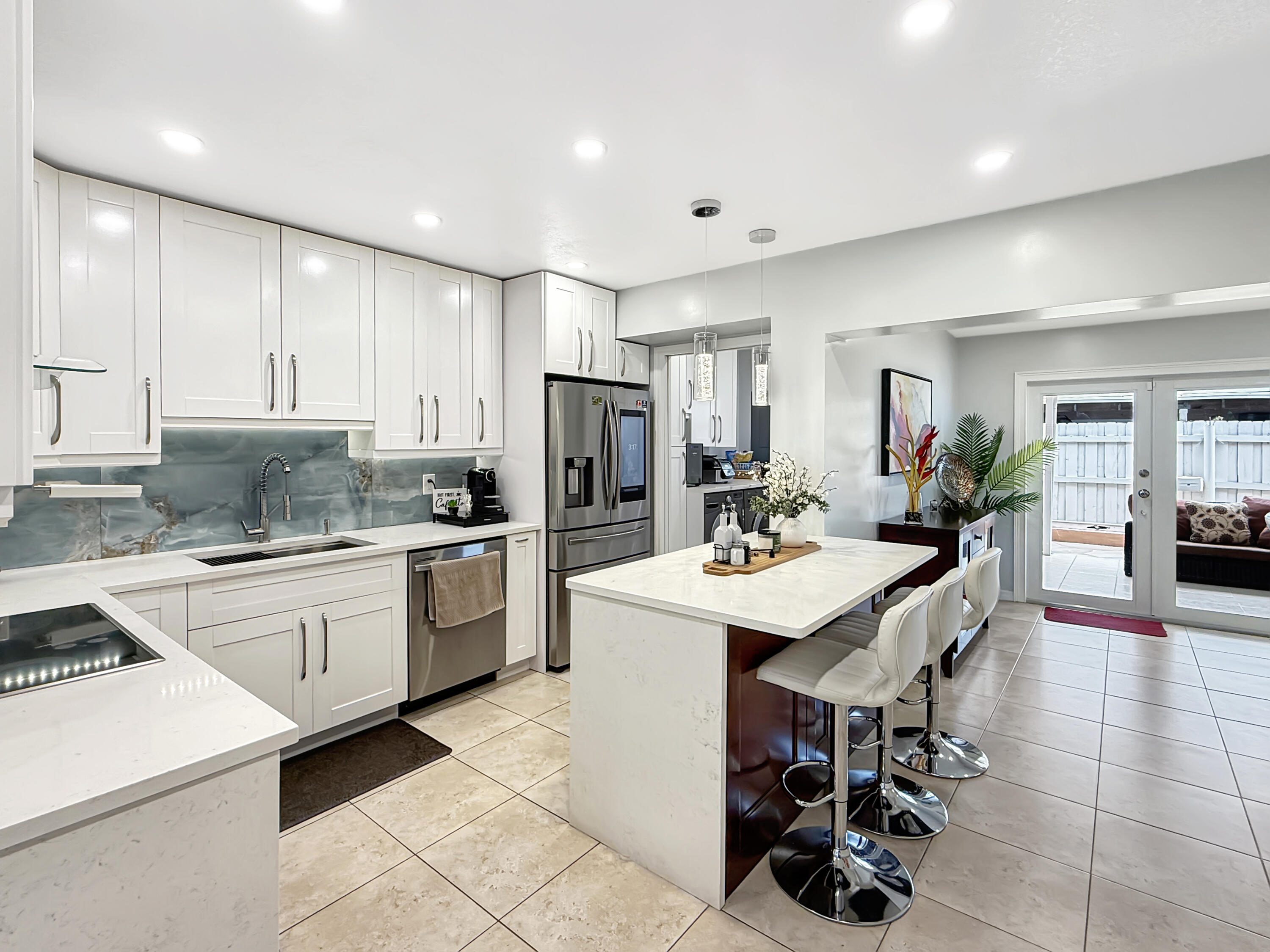 952 Sumter Road East West Palm Beach, FL 33415 - Photo 2 of 20 Kitchen1