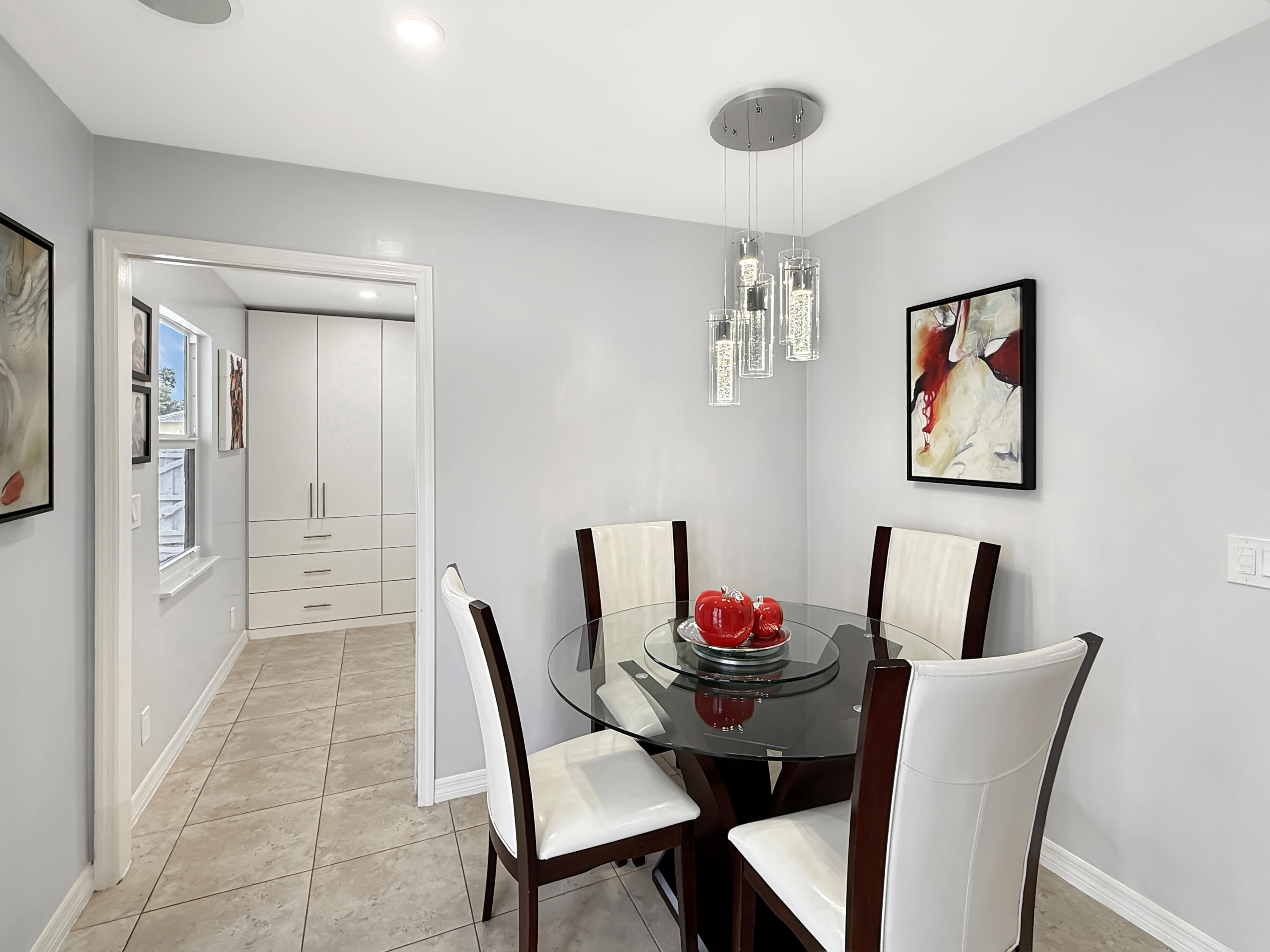 952 Sumter Road East West Palm Beach, FL 33415 - Photo 9 of 20 Dining Room