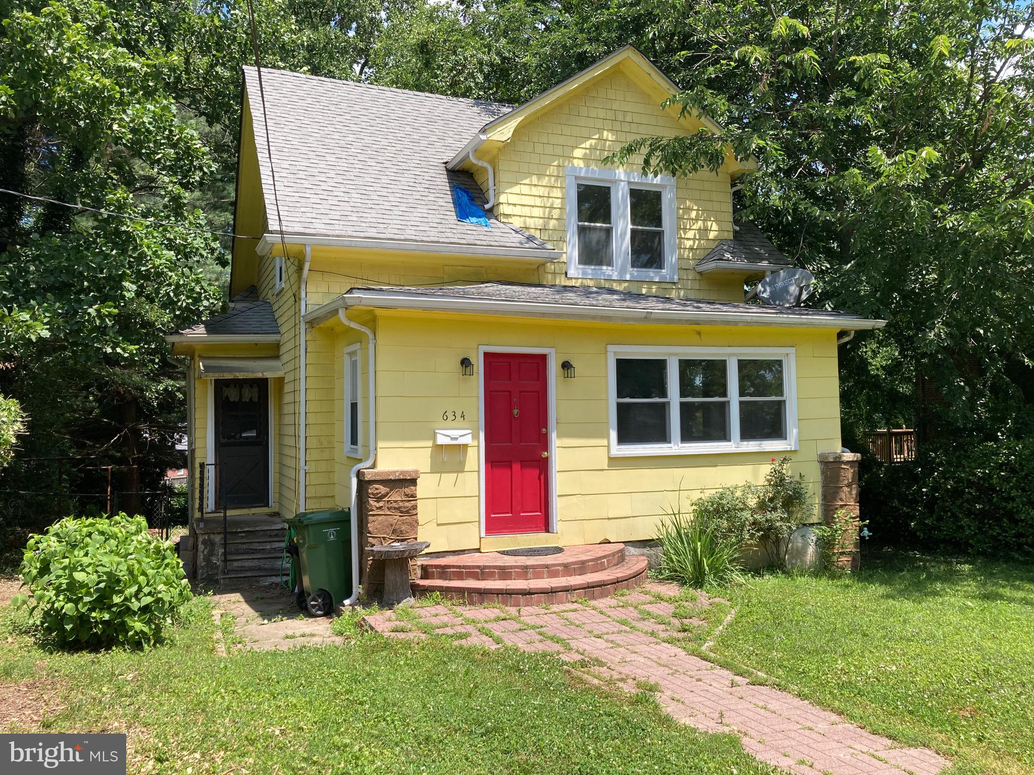 634 St Dunstans Road Baltimore, MD 21212 - Photo 1 of 47