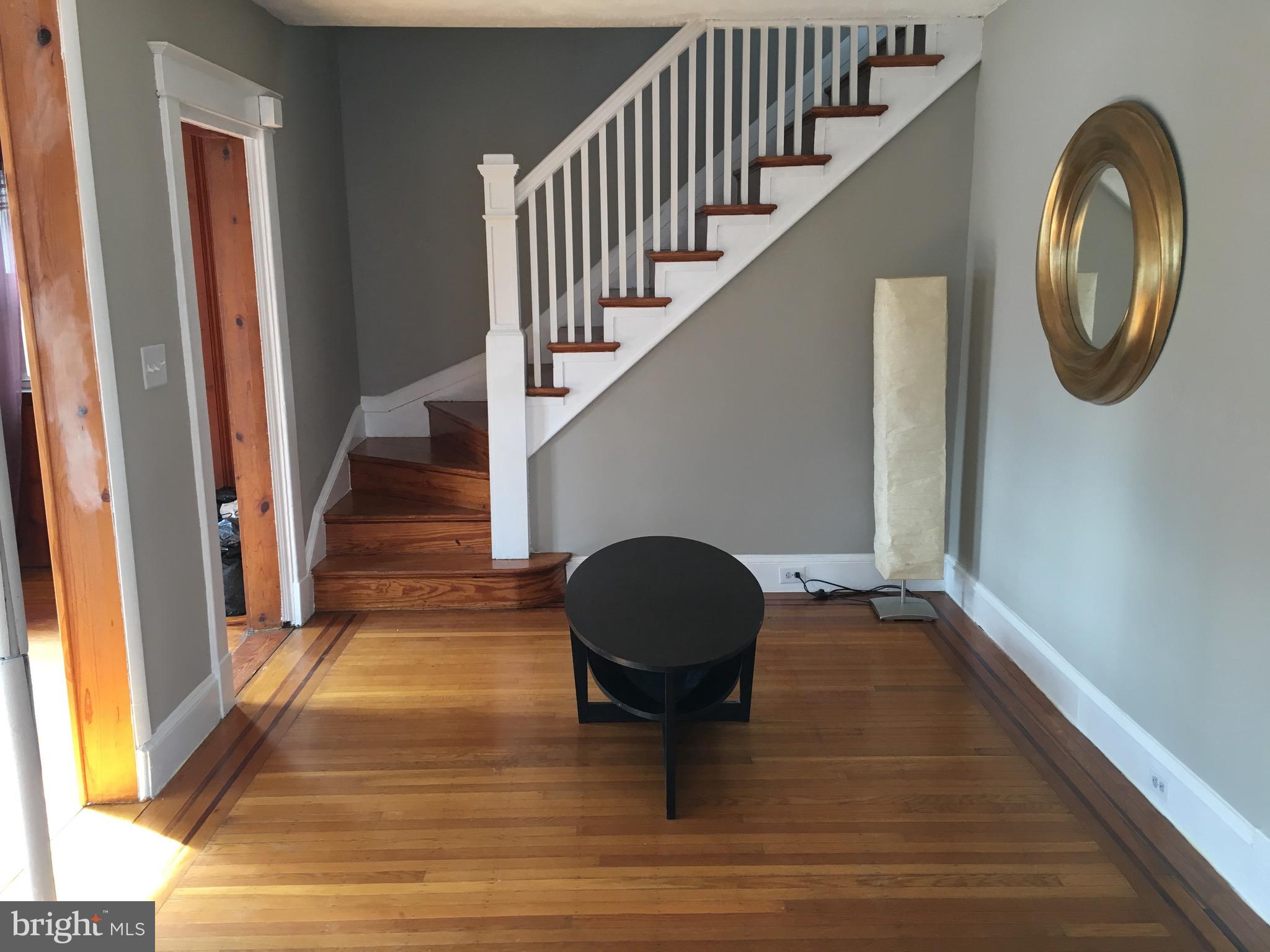 634 St Dunstans Road Baltimore, MD 21212 - Photo 3 of 47