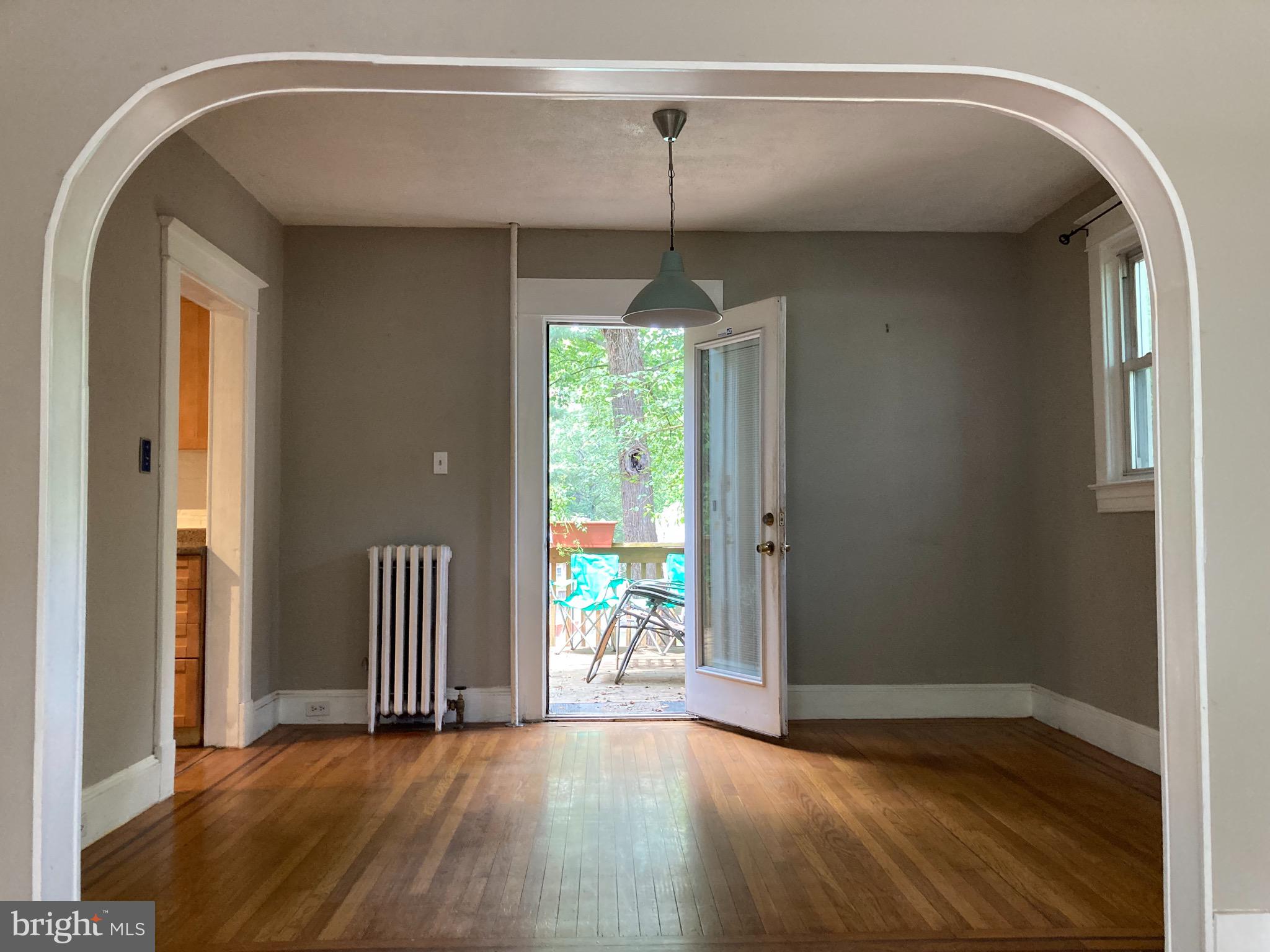 634 St Dunstans Road Baltimore, MD 21212 - Photo 9 of 47 Dining room