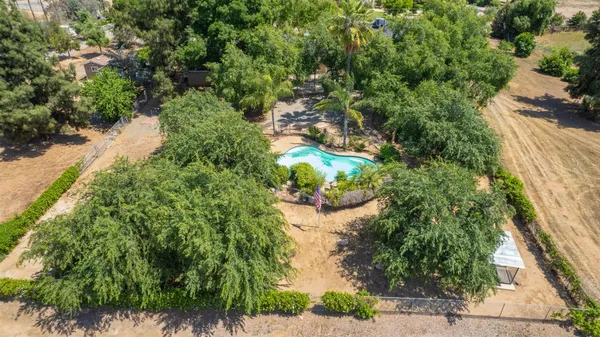 $1,100,000 | 6345 North Bethel Avenue, Clovis, CA 93619