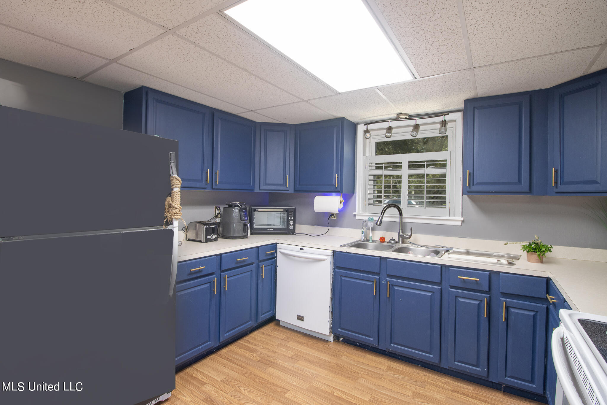 2542 Old Bay Road Biloxi, MS 39531 - Photo 2 of 16 Old Bay-74014