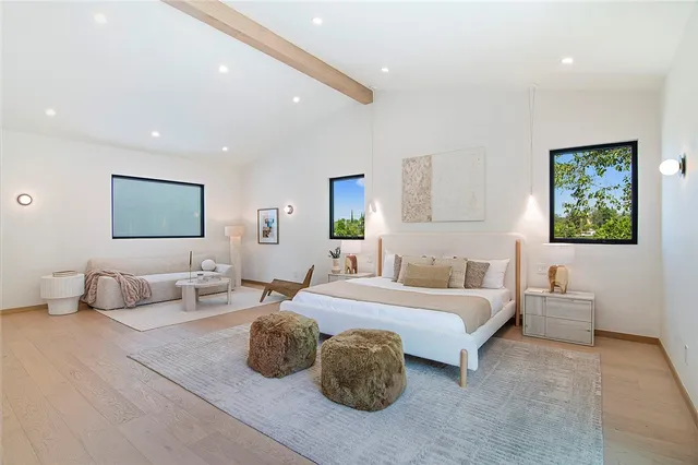 $2,890,000 | 22616 Hatteras Street, Woodland Hills, CA 91367