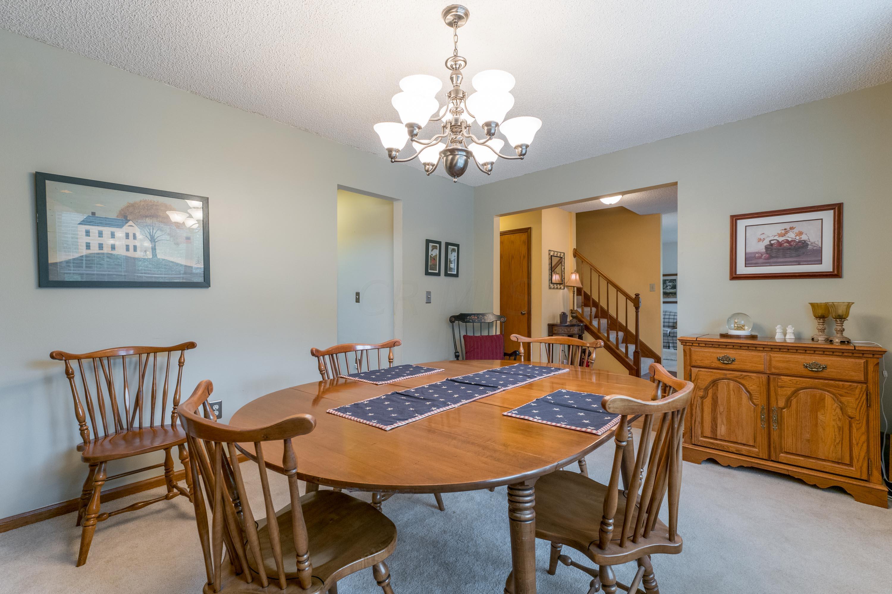 664 Ridenour Road Columbus, OH 43230 - Photo 26 of 77 023P1703925