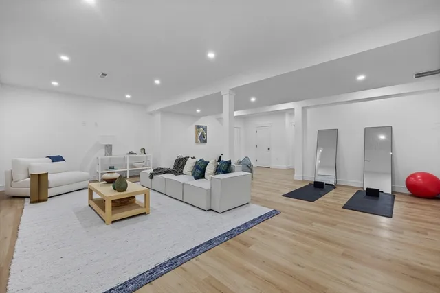 $3,695,000 | 26 Beacon Avenue, Newburyport, MA 01950