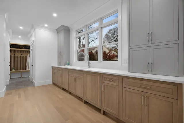 $3,695,000 | 26 Beacon Avenue, Newburyport, MA 01950