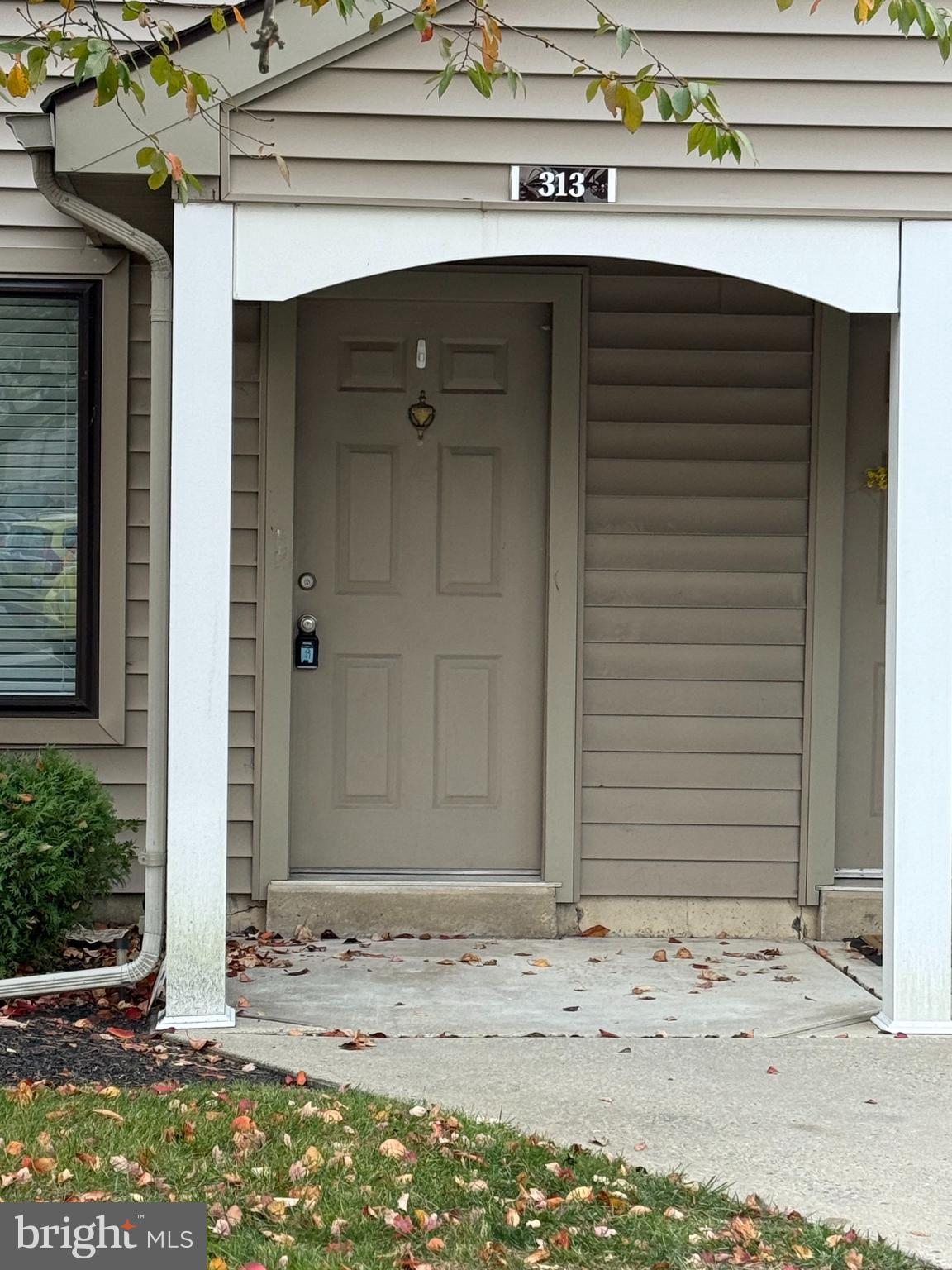 313 Gregorys Way Voorhees, NJ 08043 - Photo 3 of 24