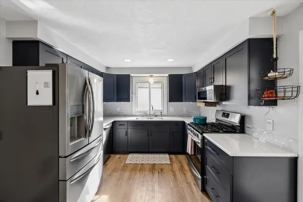 $415,000 | 6 Duckford Circle, Unit 19, Nashua, NH 03063