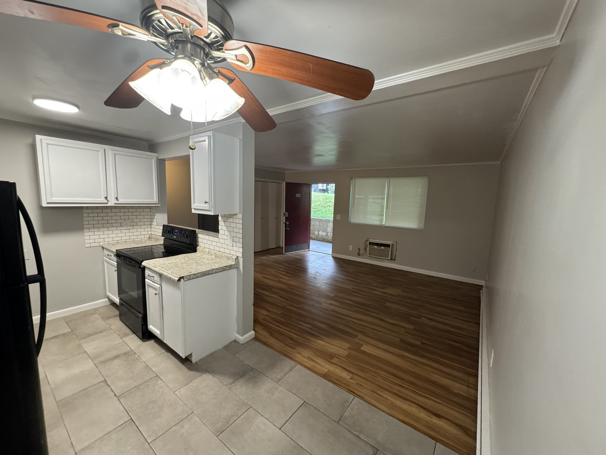 550 Harding Place, Unit F101 Nashville, TN 37211 - Photo 2 of 12