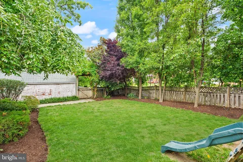 $1,115,000 | 4843 Arlington Boulevard, Arlington, VA 22203